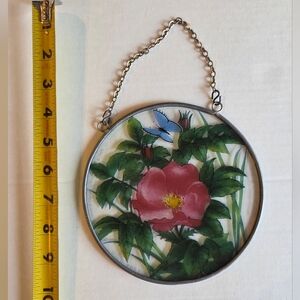 TORONTO STAINED GLASS BUTTERFLY FLOWER CIRCULAR GLASS SUNCATCHER 5"